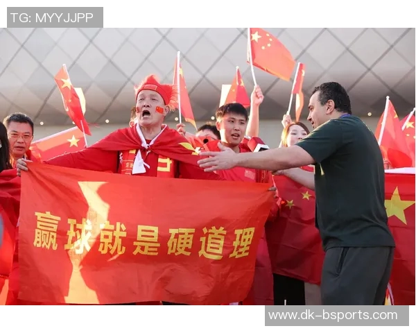 国足球星带领球队奋勇拼搏再创辉煌梦想激励亿万球迷热情澎湃