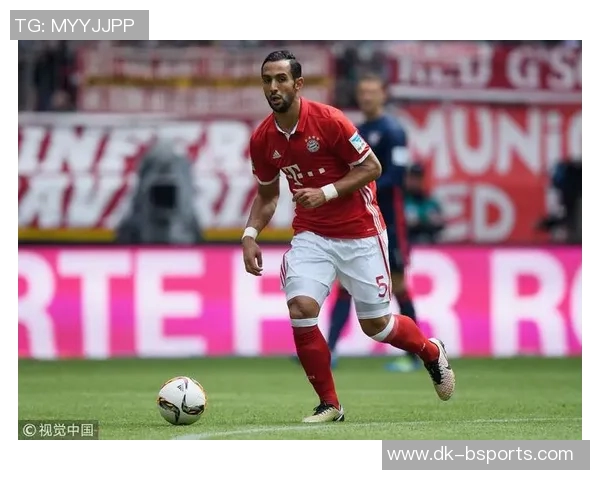 港译足球星:从默默无闻到世界舞台的传奇崛起之路 港译足球星:从默默无闻到世界舞台的传奇崛起之路